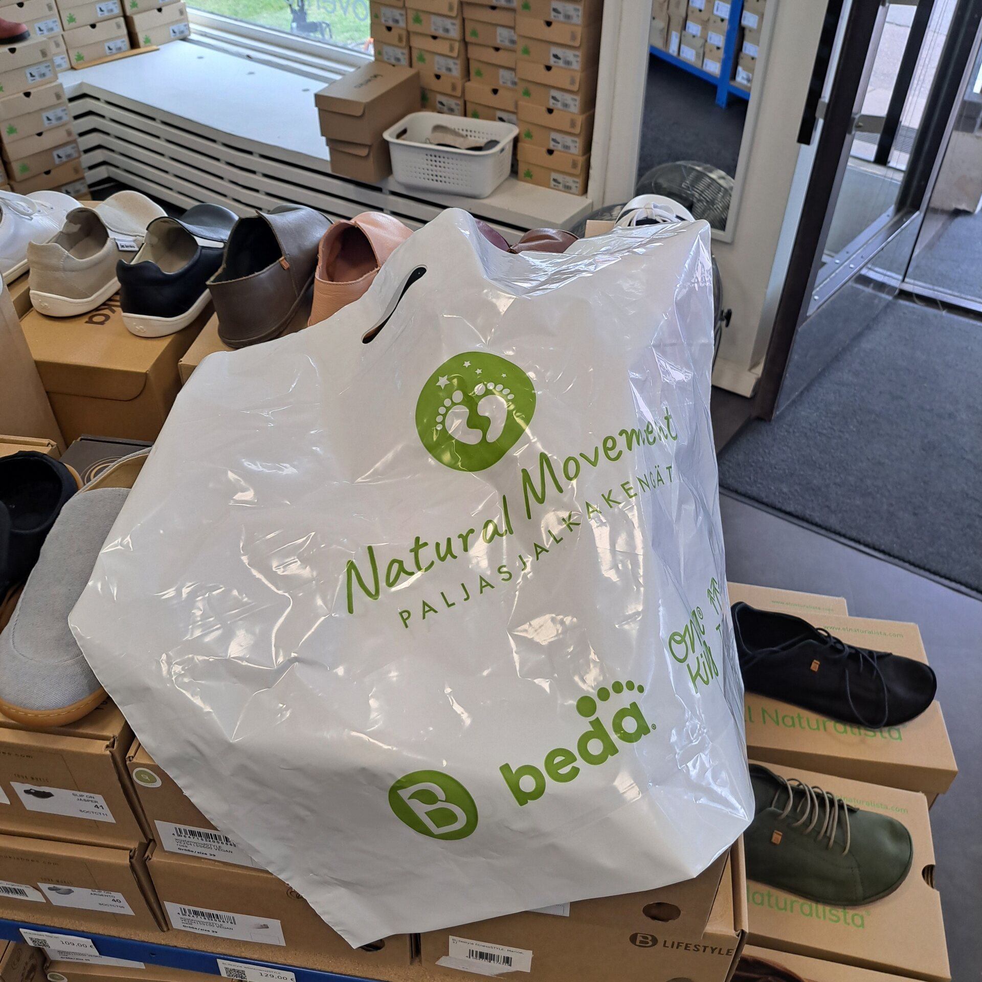 Muovikassi 64 x 55 cm